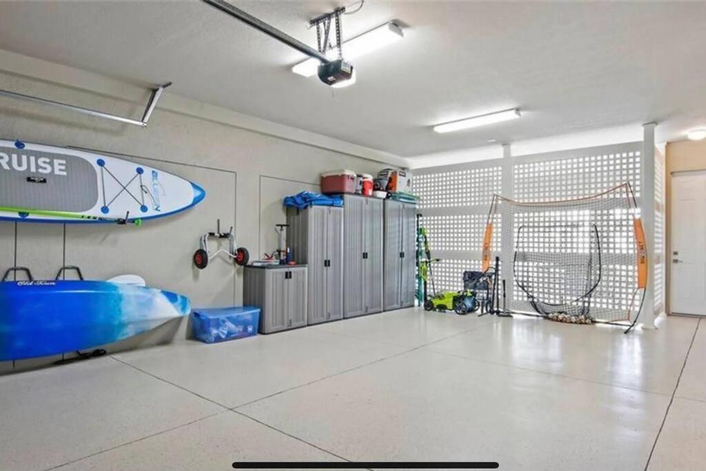 Luxurious Modern Townhouse Right Across Beach!! Table Tennis St. Pete Beach Exteriör bild