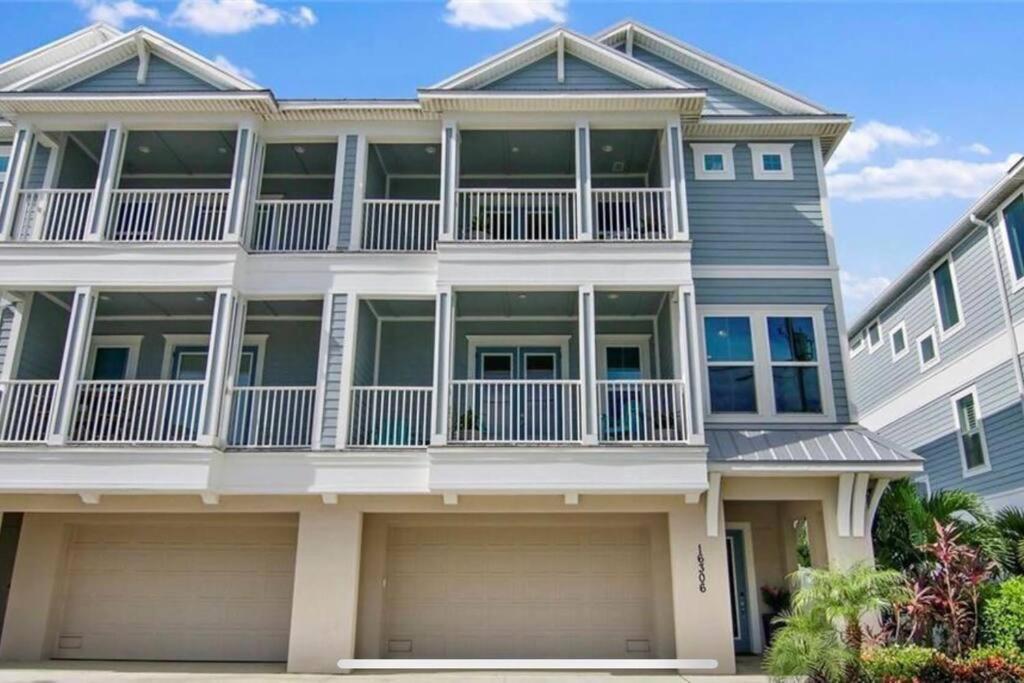 Luxurious Modern Townhouse Right Across Beach!! Table Tennis St. Pete Beach Exteriör bild